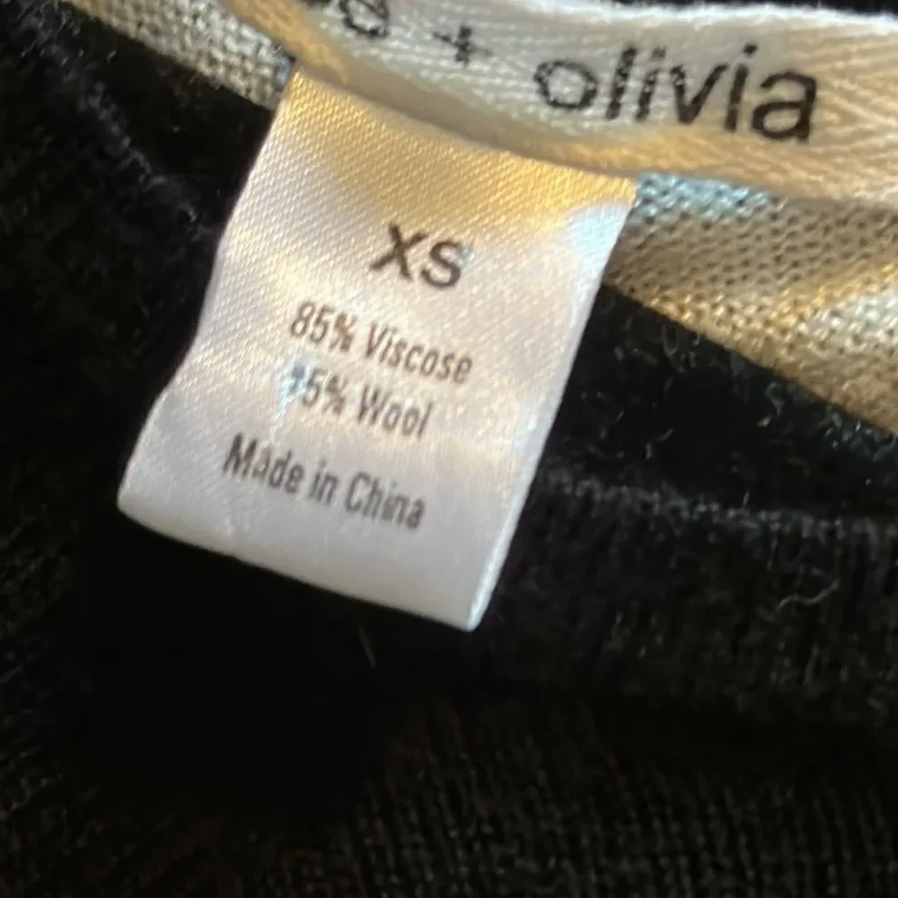 Alice & Olivia Women’s Black & White V Striped Sweater Festive Season Dress XS - Picture 7 of 7